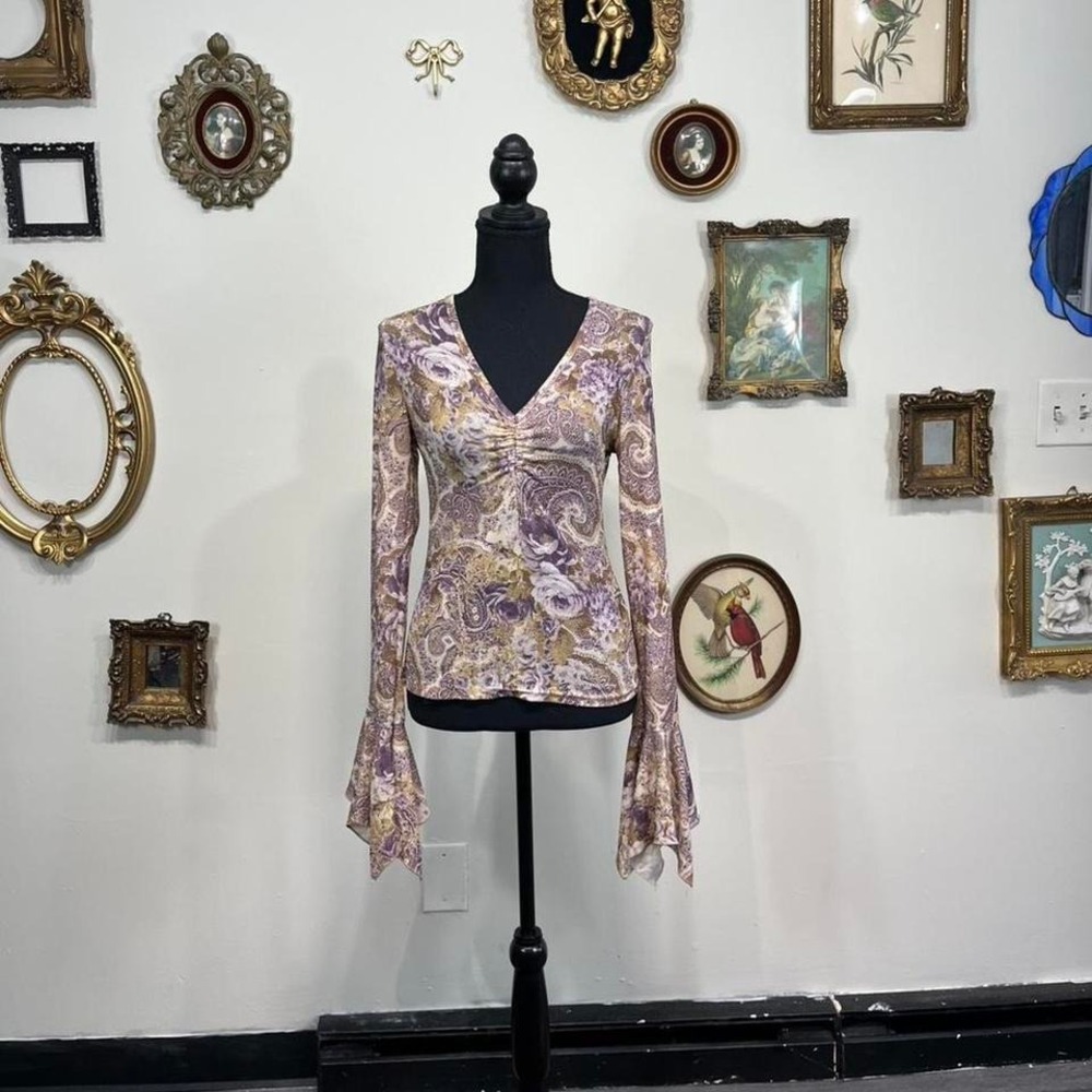 Vintage Y2K Can't Miss Purple Paisley Bell Sleeve Top